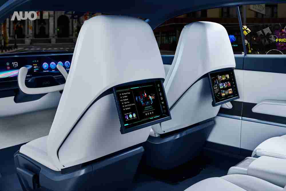 尊龙集团将于CES 展示全新Smart Cockpit 2024，，可紧密串连使用者多元需求，，，并革新座舱内部的应用和设计，，，，带来身历其境且引人入胜的视觉飨宴，，，，满足驾乘人员的全方位体验